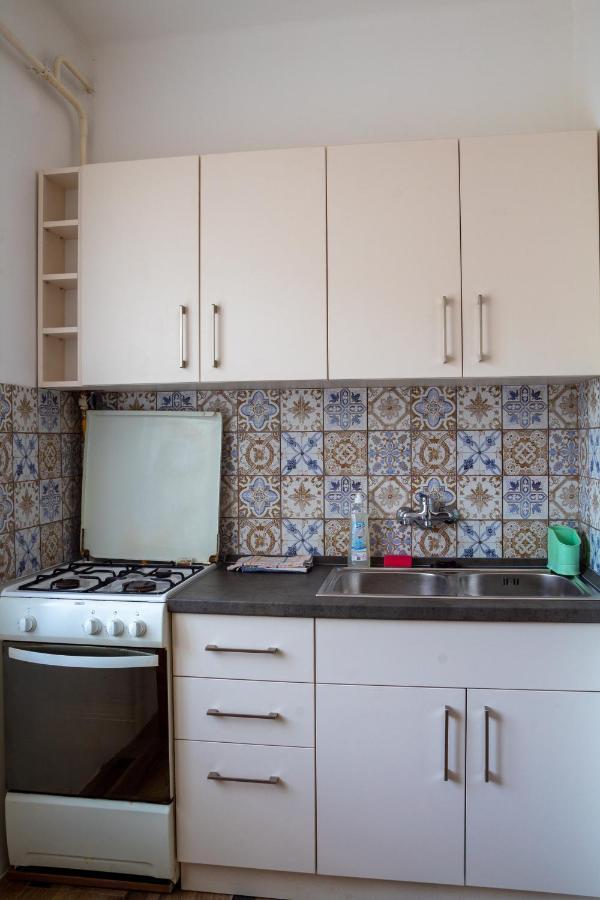 Pavai Apartman ไฮจ์ดุสโซบอสโล ภายนอก รูปภาพ